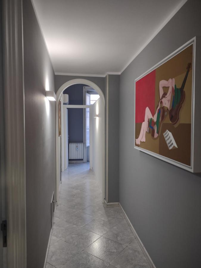 Central Apartment A Due Passi Dal Porto Palermo Ngoại thất bức ảnh