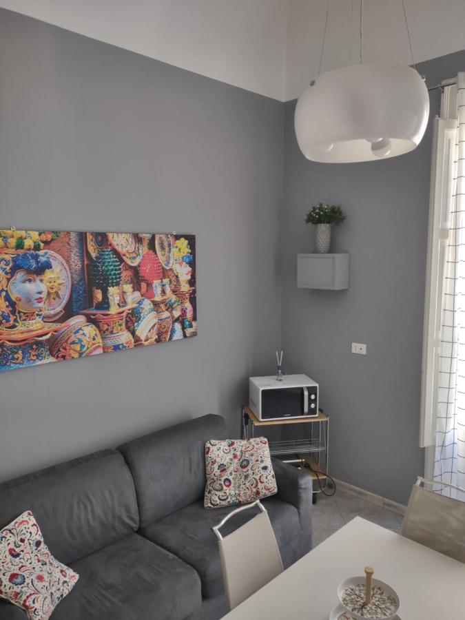 Central Apartment A Due Passi Dal Porto Palermo Ngoại thất bức ảnh