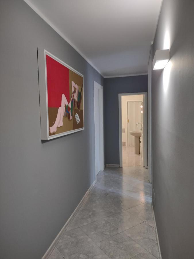 Central Apartment A Due Passi Dal Porto Palermo Ngoại thất bức ảnh